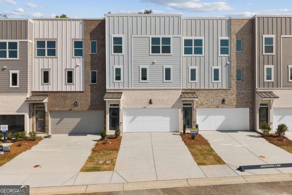 Photo of 3575 Overlook Rise Drive, Peachtree Corners, GA 30092 (MLS # 10725271)