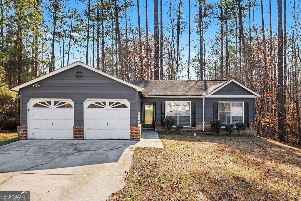 Photo of 220 Westcliffe Court, College Park, GA 30349 (MLS # 10686915)