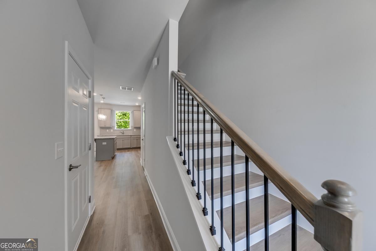 104 Greenview CT