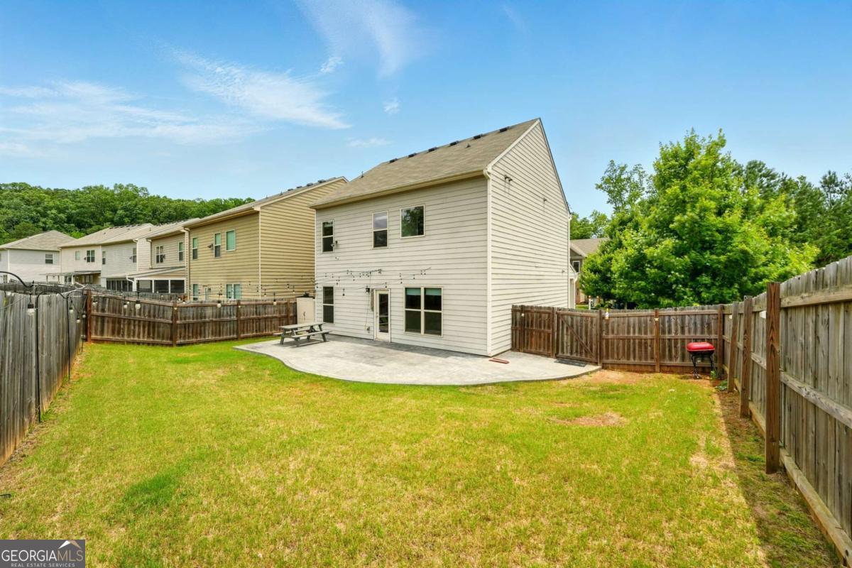 Spring at Rockhouse - Residential