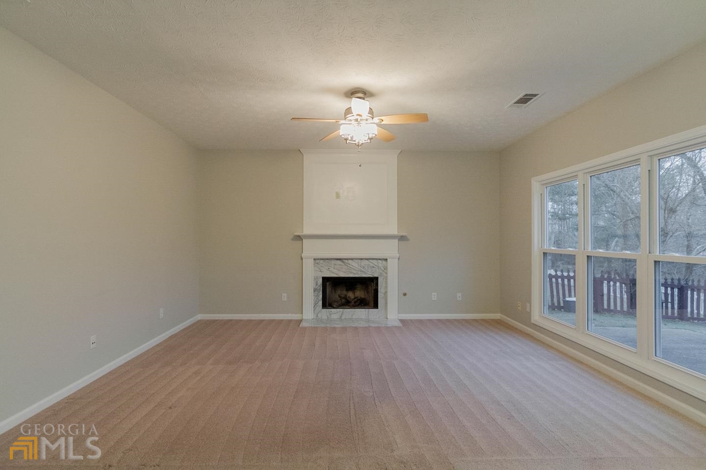 HIGHLAND - Residential