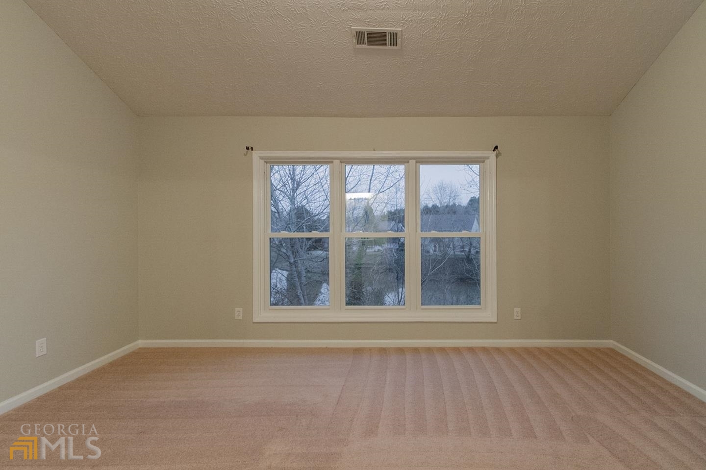HIGHLAND - Residential