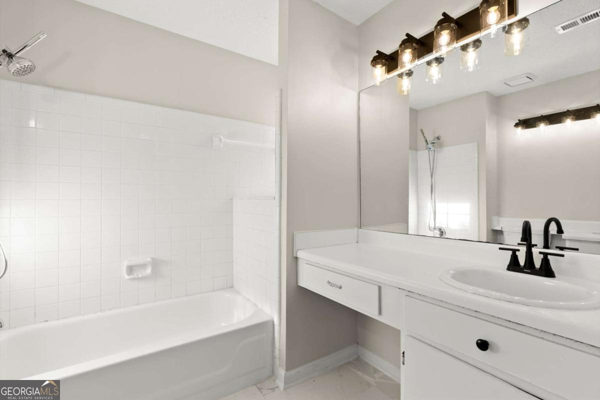 Overlook Green - Residential