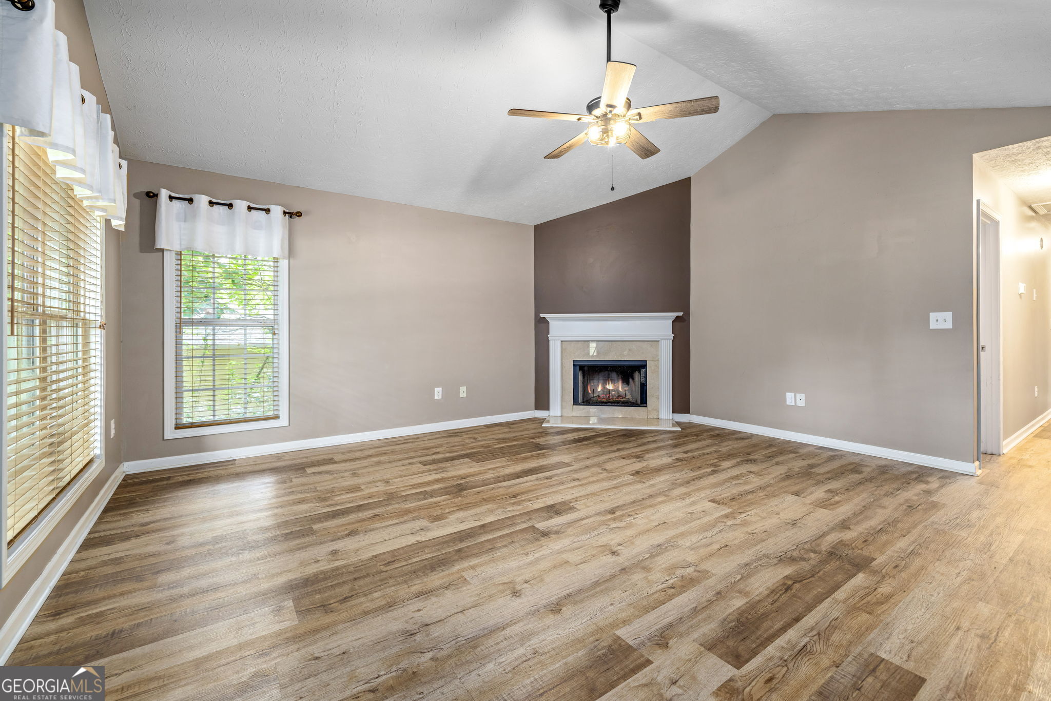 5375 Mountain View PKWY
