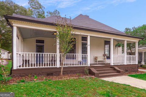 A home in Newnan