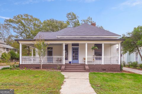 A home in Newnan