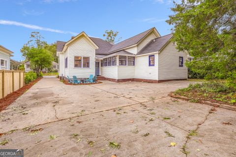 A home in Newnan