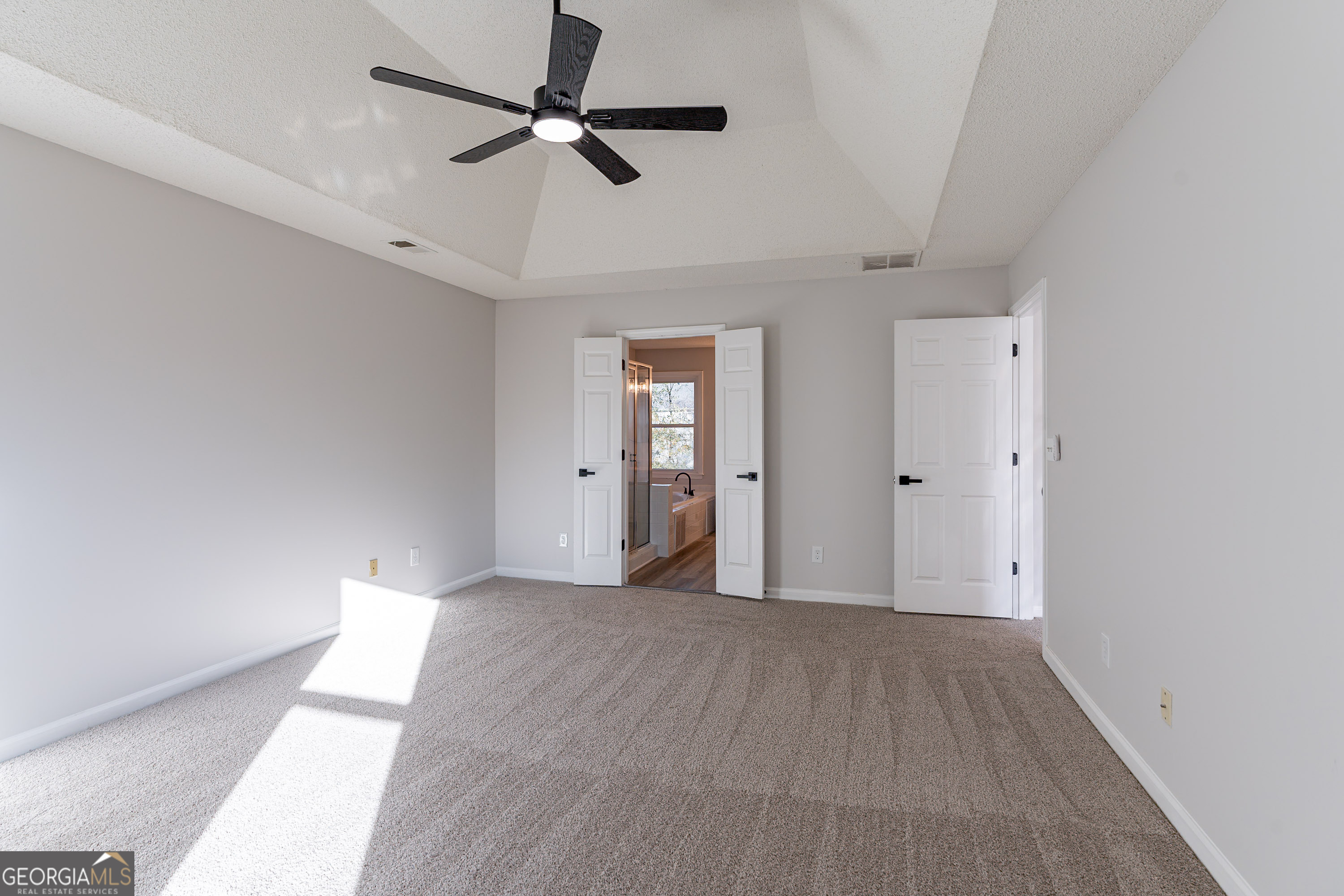 WYNFORD CHASE - Residential