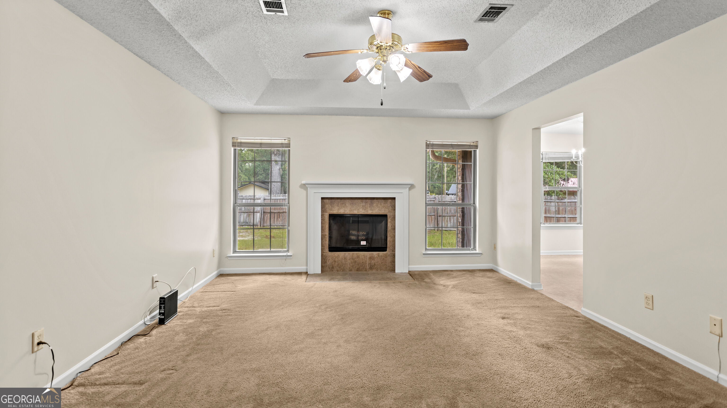 1010 Canton CT