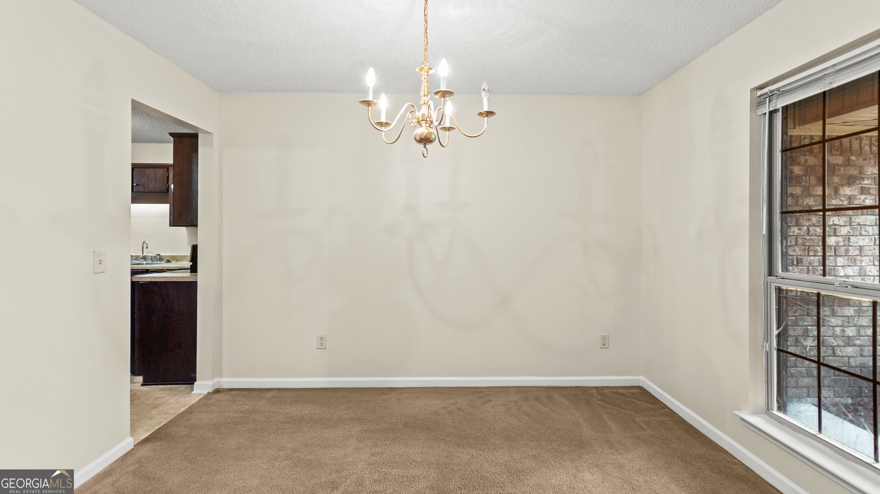 1010 Canton CT
