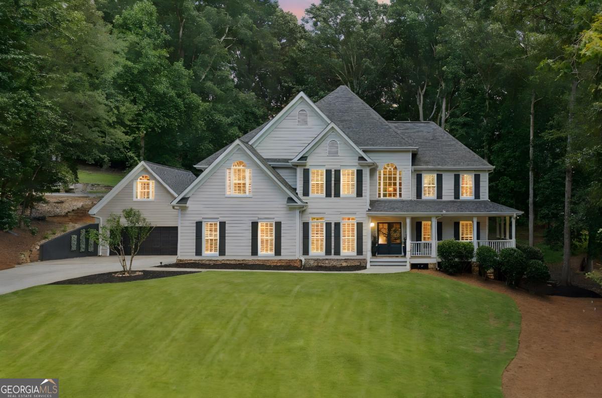 318 Windsor Falls DR