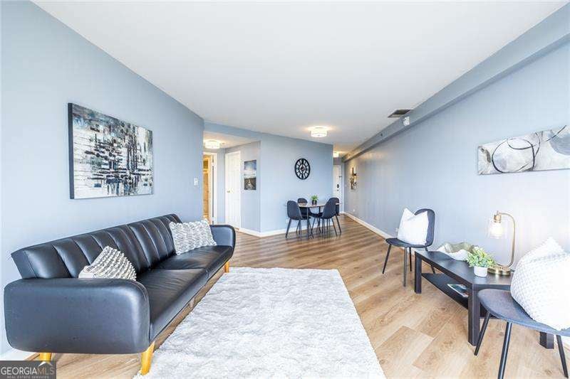 1501 Clairmont RD 1628