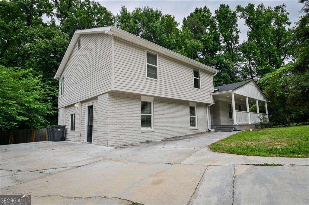 Photo of 635 Garden Grove Drive, Lawrenceville, GA 30044 (MLS # 10763254)