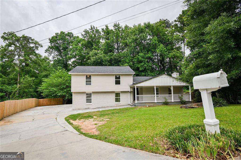 Photo of 635 Garden Grove Drive, Lawrenceville, GA 30044 (MLS # 10763254)