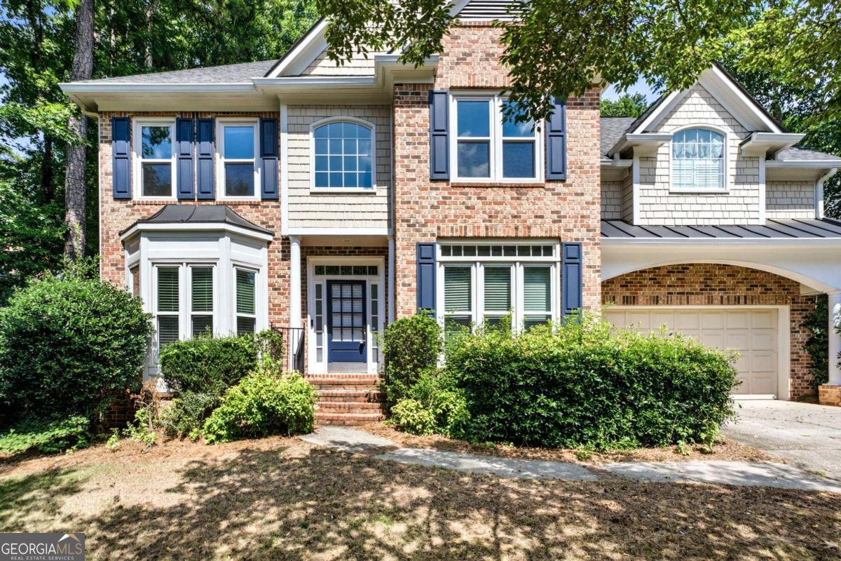 5008 Highland Oaks CT SE