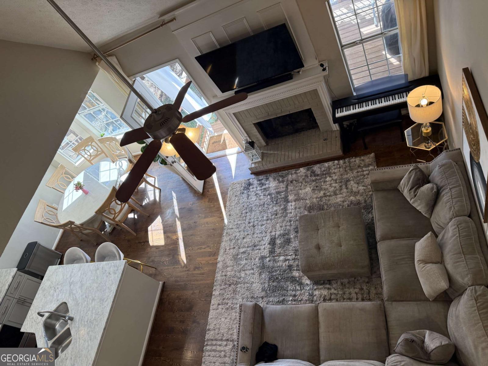 Crabapple Creek - Residential