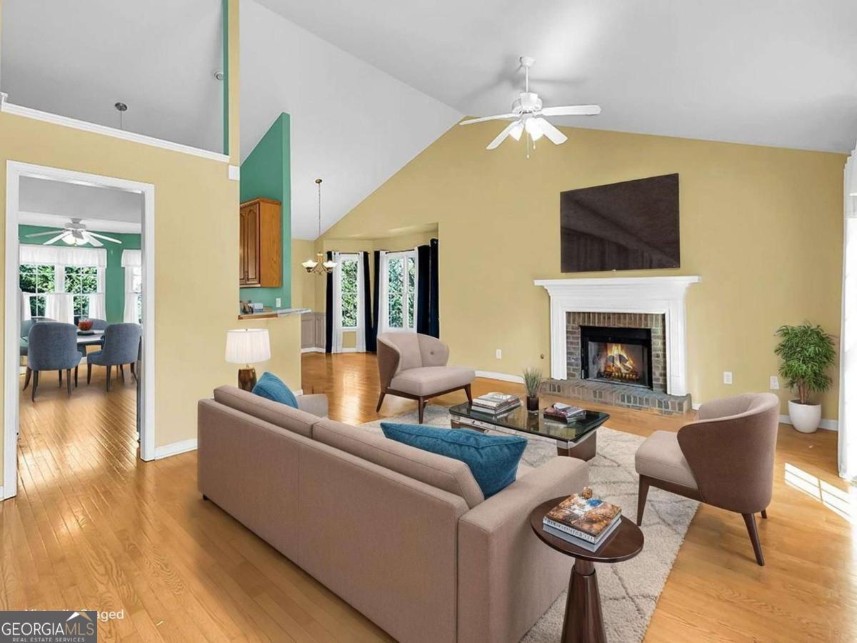 3725 Morning Crest WAY