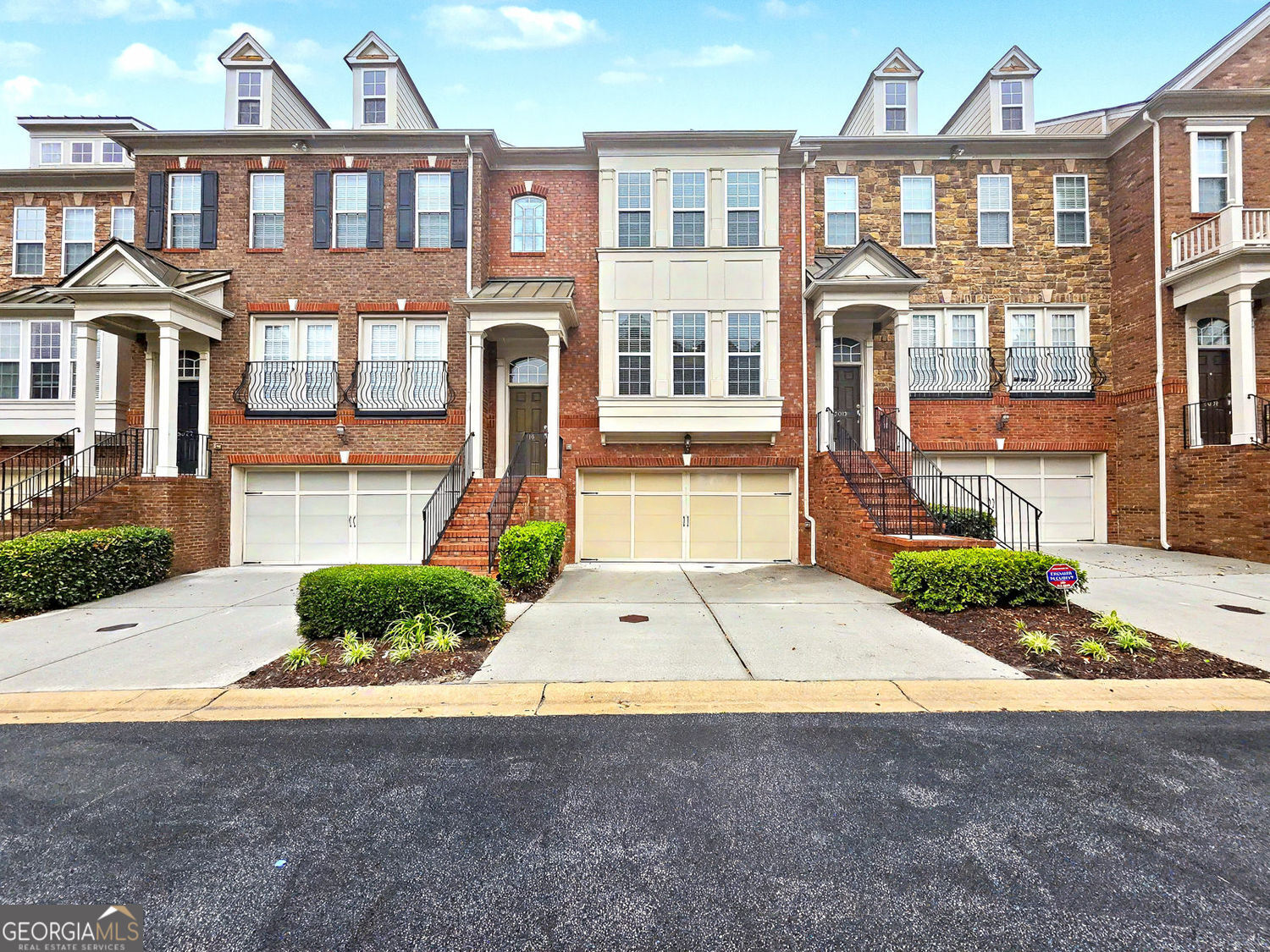 5016 Ridgemont WALK SE