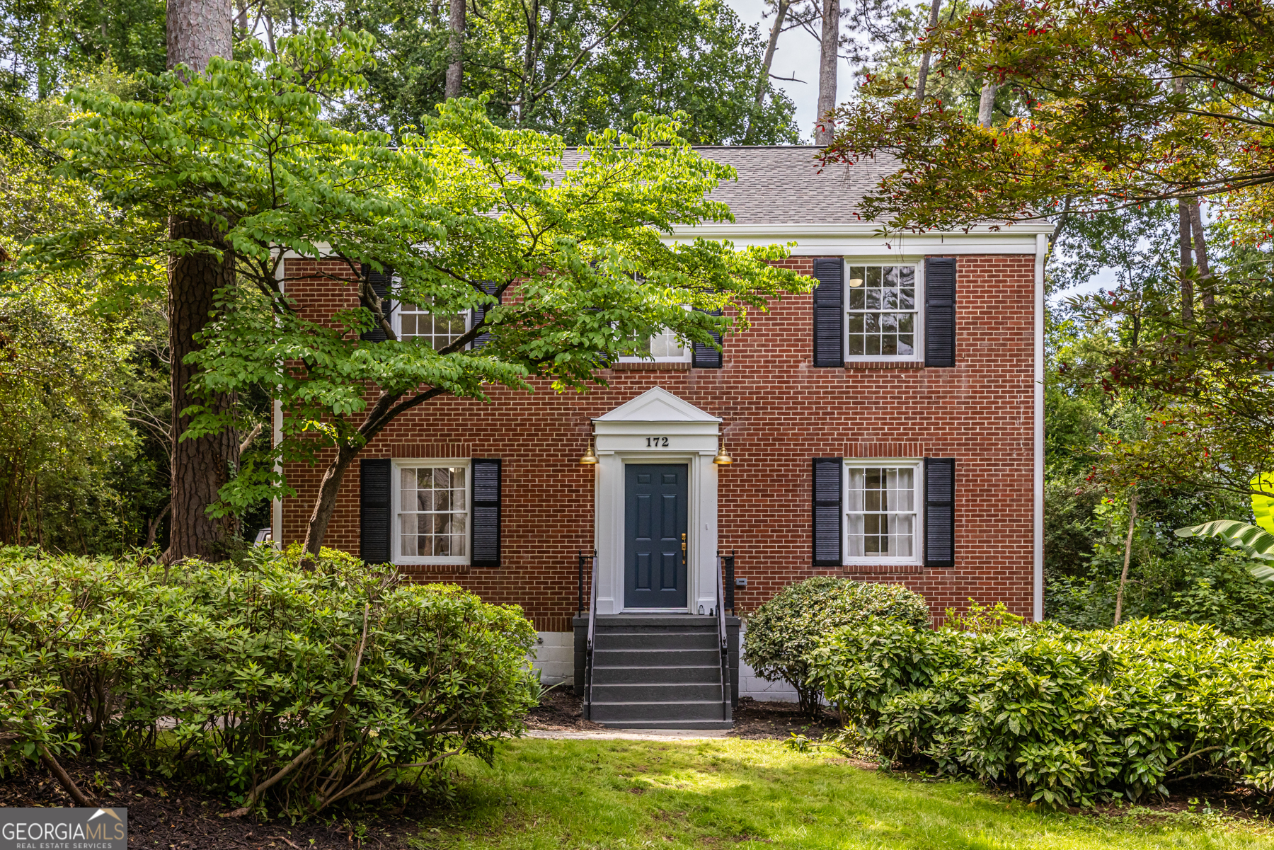 172 Garden LN
