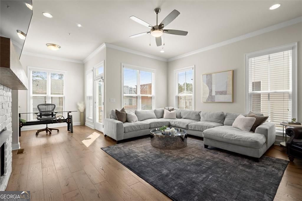 Alpharetta, Georgia 30009, United States, 3 Bedrooms Bedrooms, ,4 BathroomsBathrooms,Residential,Active,207998