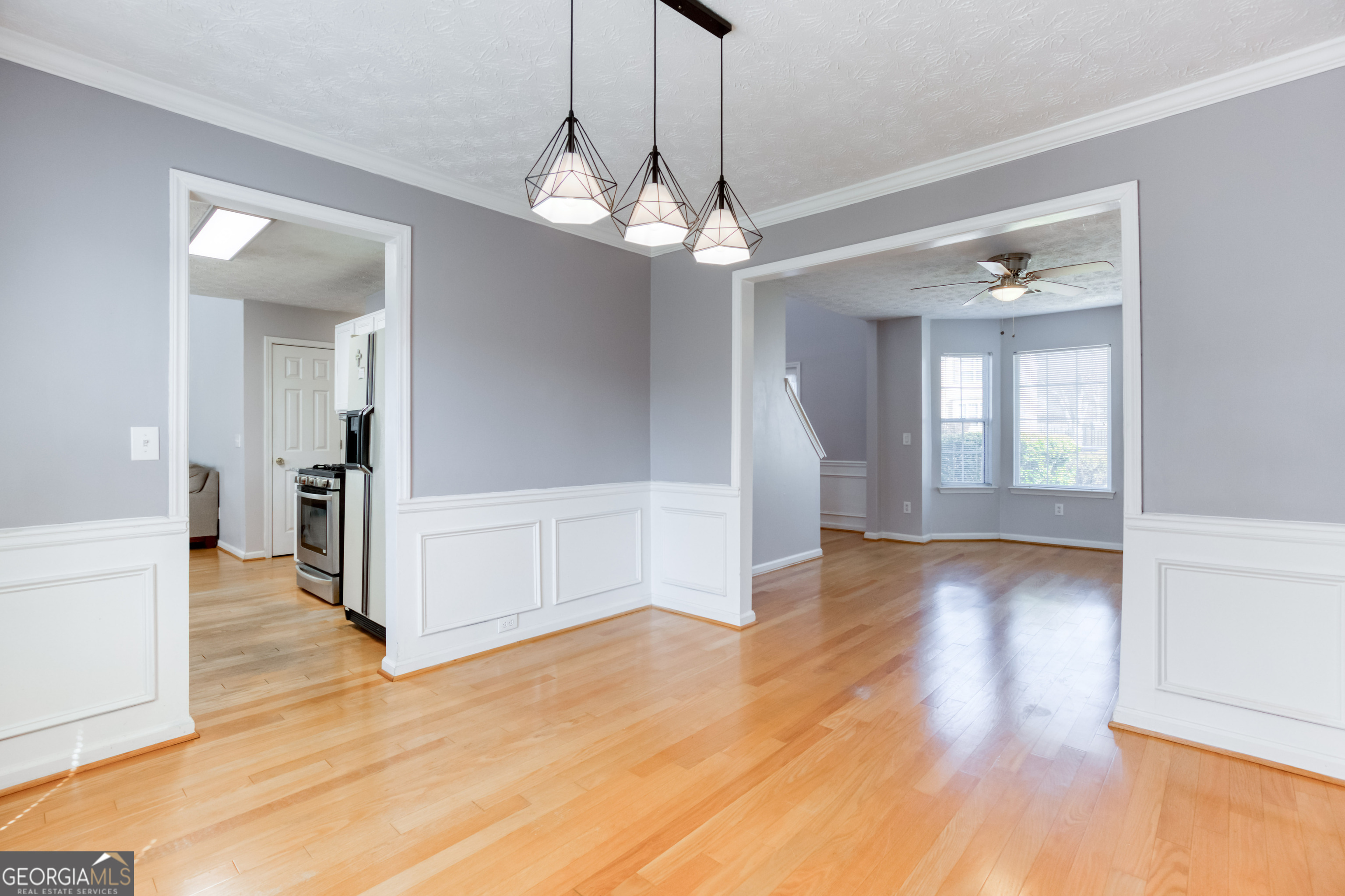 3015 Dominion Walk LN