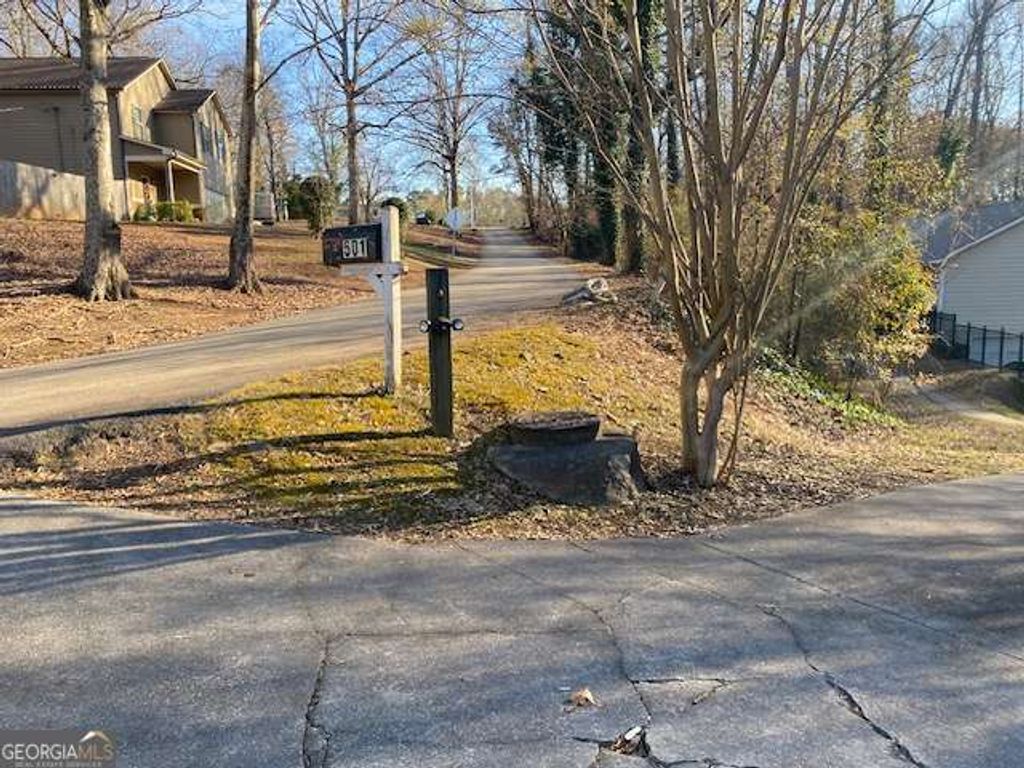 Photo of 501 Wilbanks Street, Buford, GA 30518 (MLS # 10658264)