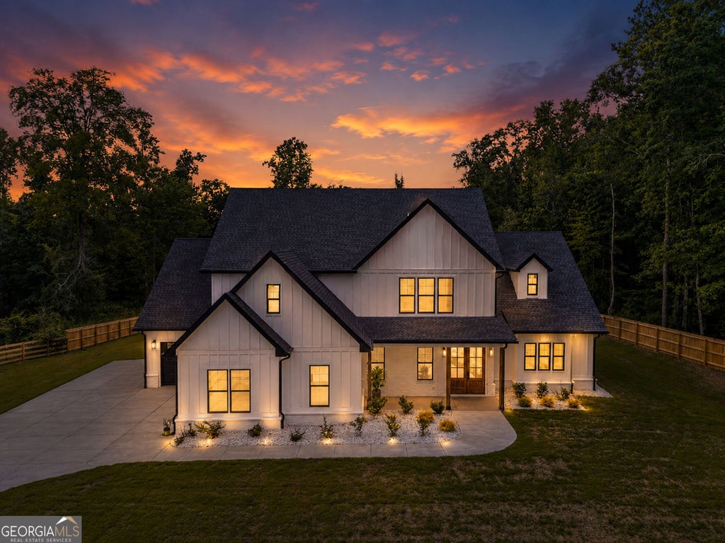 Photo of 127 Tanners Bridge Road, Bethlehem, GA 30620 (MLS # 10841235)