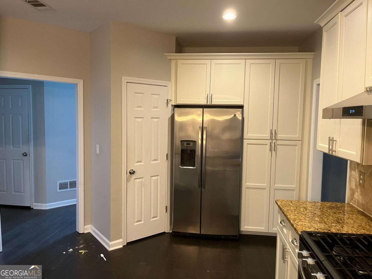 Windrose - Residential Lease