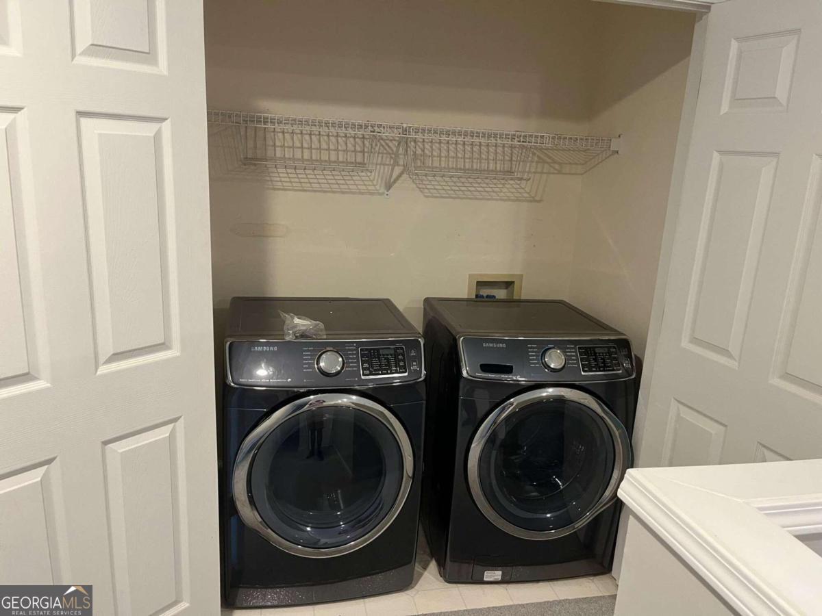 Windrose - Residential Lease