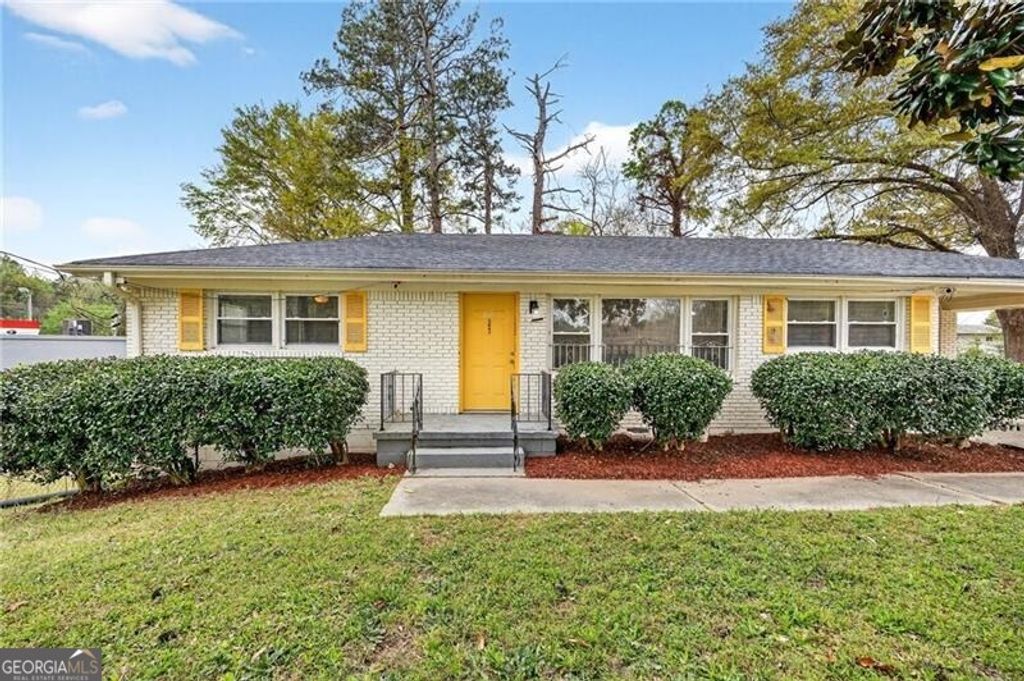 Photo of 2647 Old Hapeville Road SW, Atlanta, GA 30315 (MLS # 10724498)