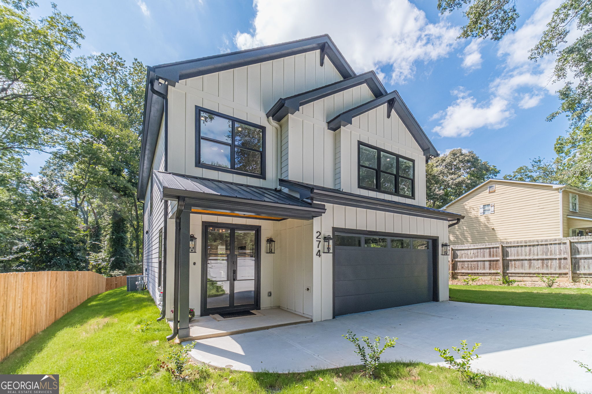 274 White ST