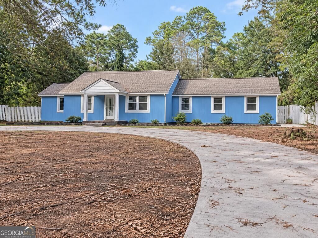 Photo of 1307 4th Avenue, Albany, GA 31707 (MLS # 10876240)