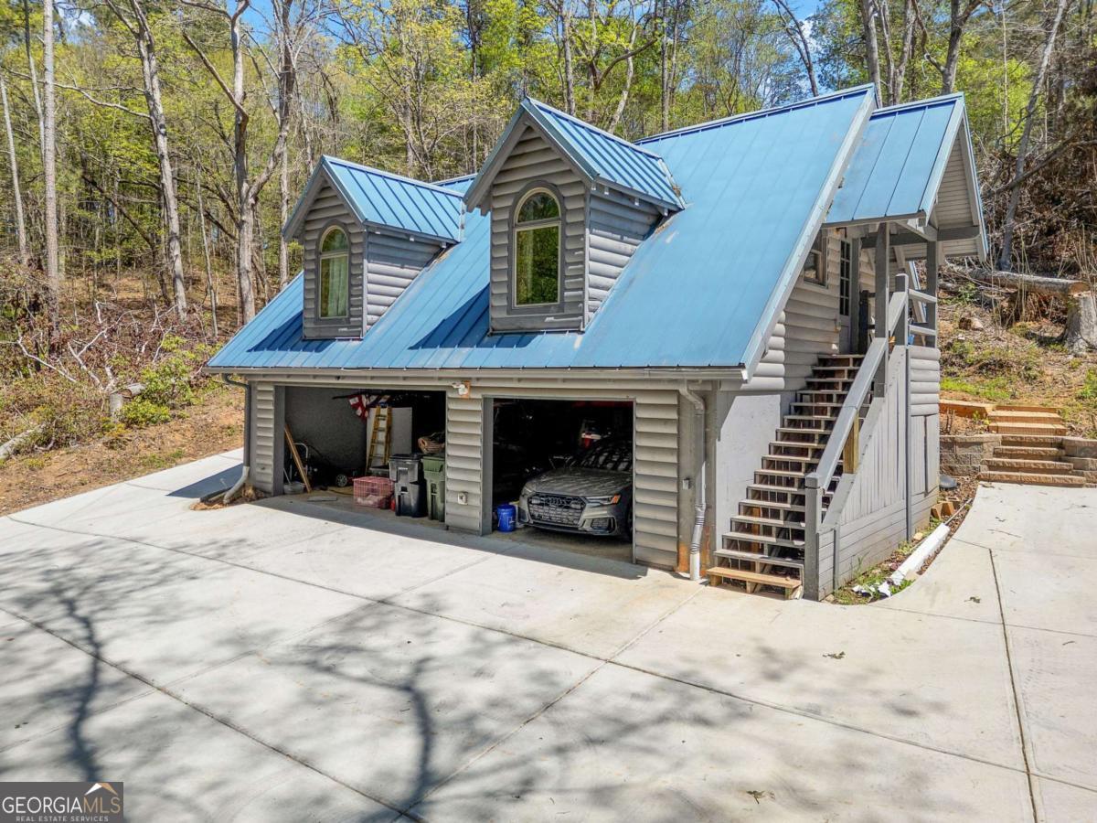 665 Little Refuge RD