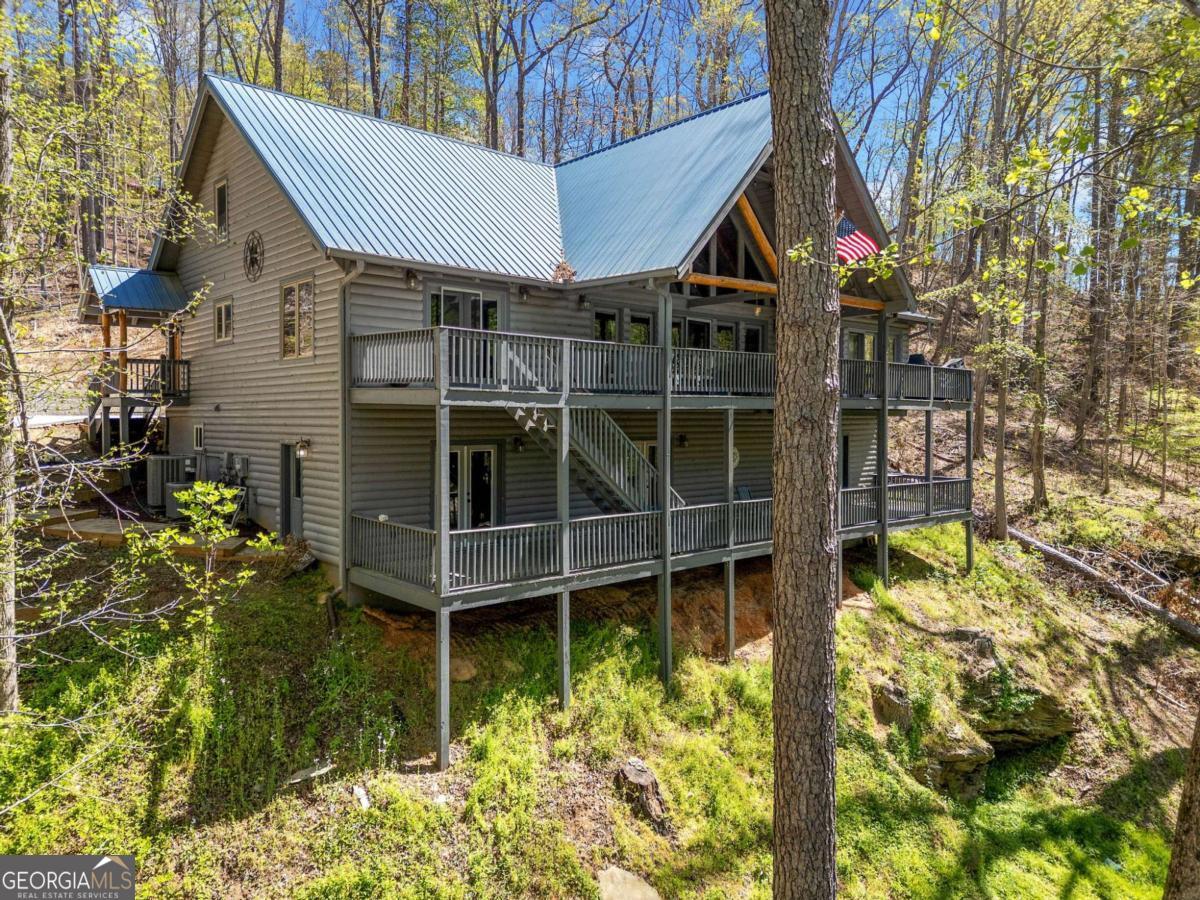 665 Little Refuge RD