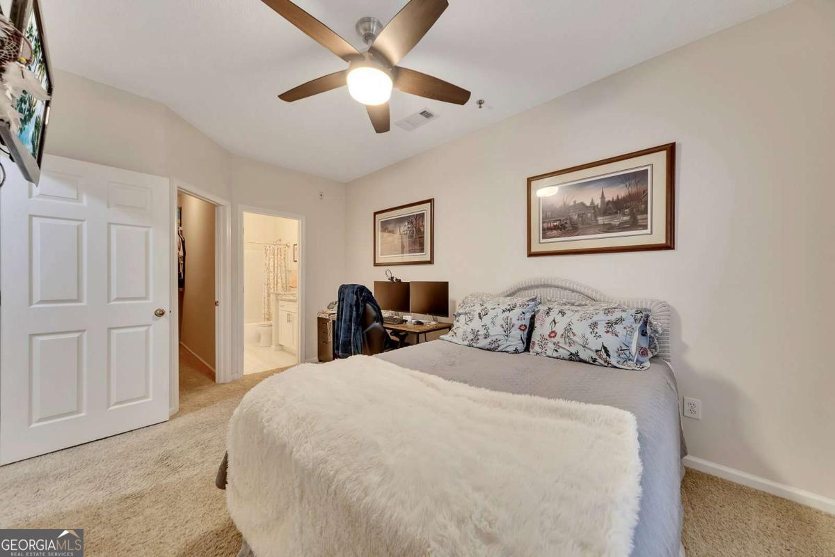 The Crossings at Towne Lake - Residential