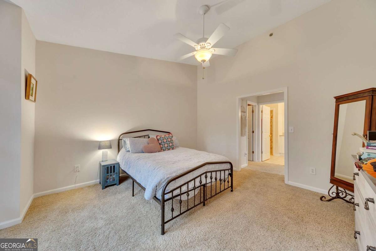 The Crossings at Towne Lake - Residential