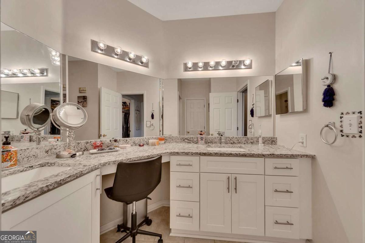 The Crossings at Towne Lake - Residential