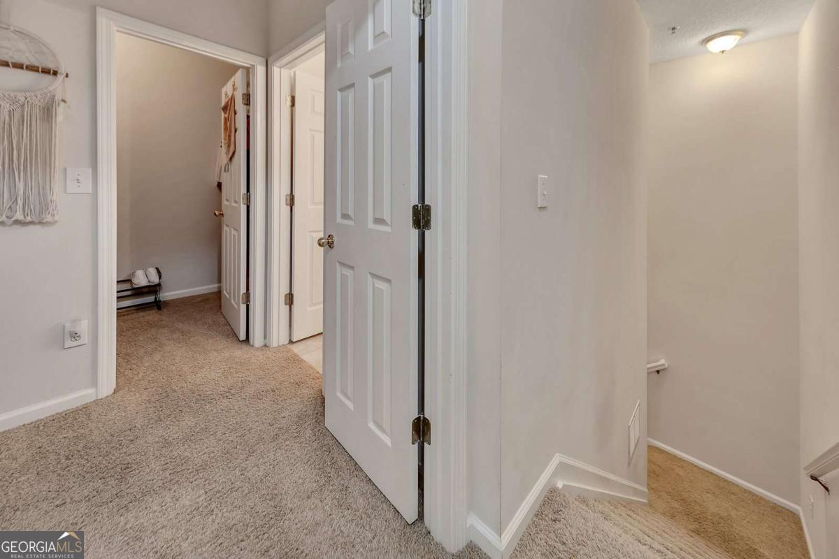 The Crossings at Towne Lake - Residential