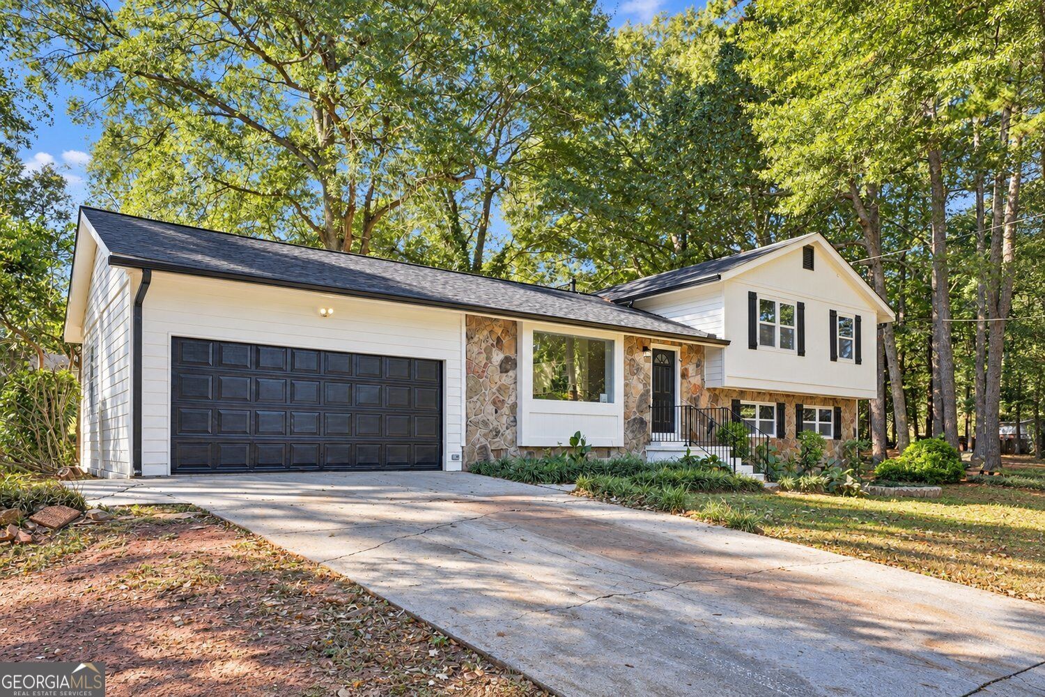 103 Hemlock WAY