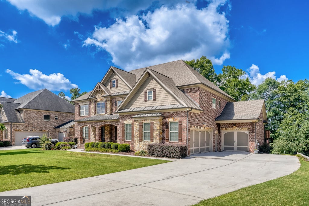 Photo of 3066 Walking Horse Trail, Buford, GA 30519 (MLS # 10810671)