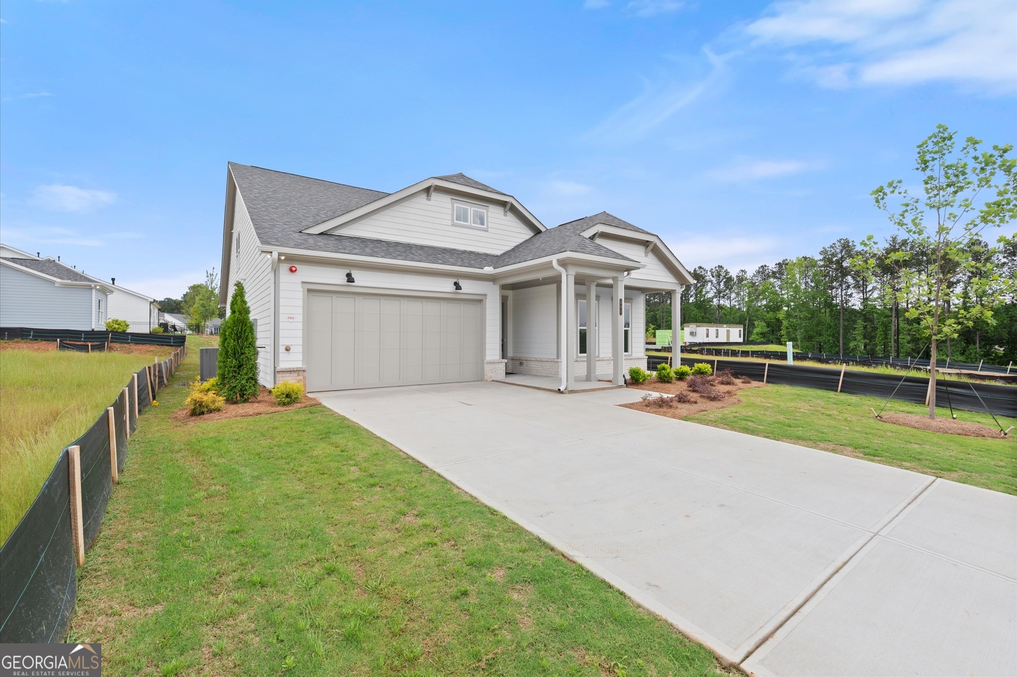 283 Vinca CIR NW
