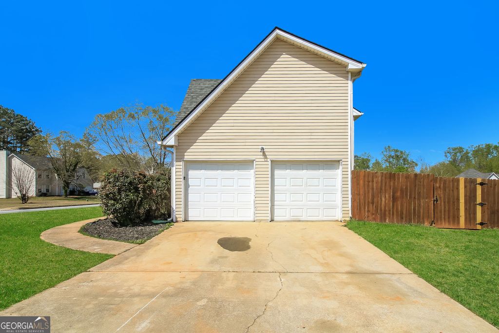 Photo of 444 Grove Park Drive, Locust Grove, GA 30248 (MLS # 10721738)