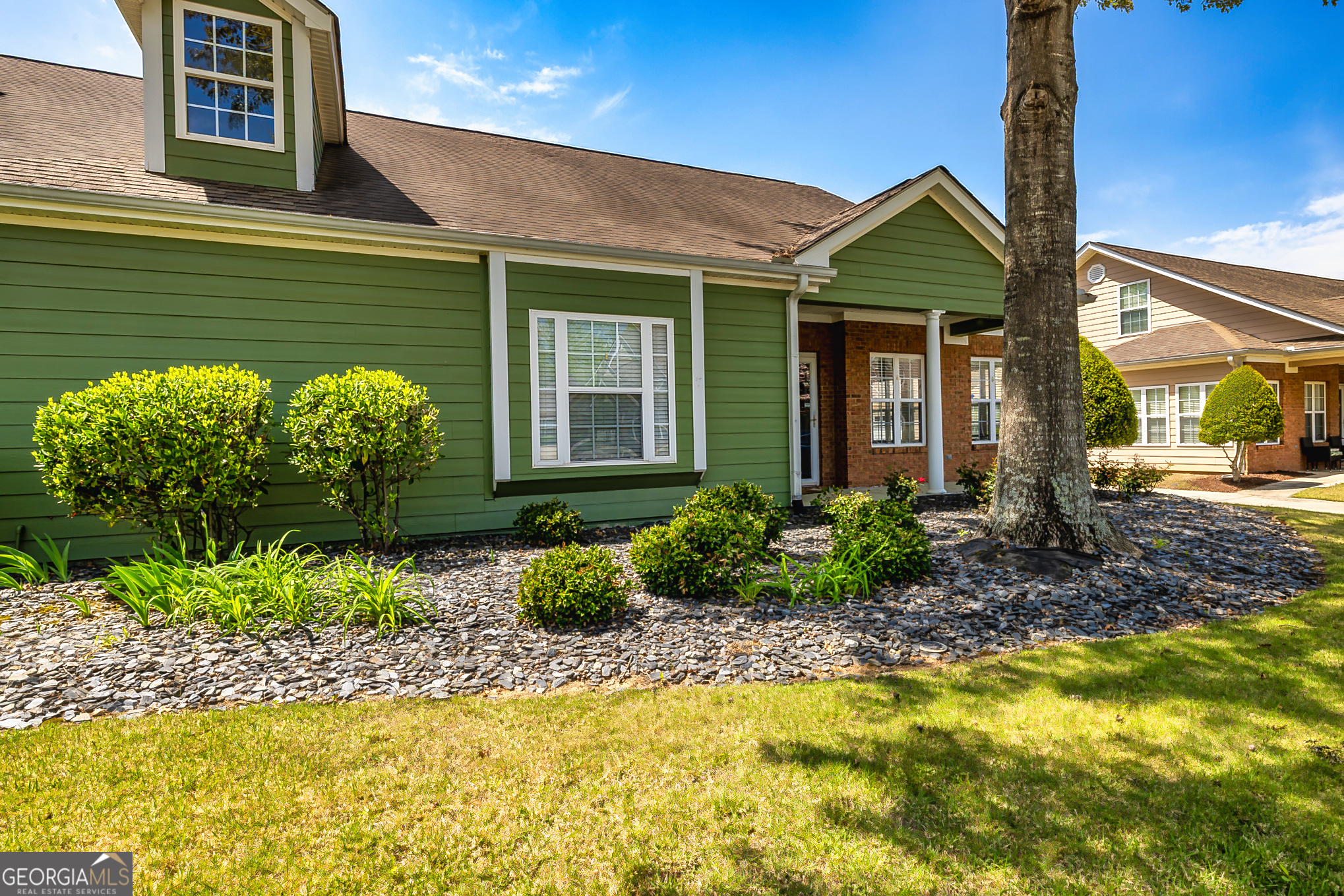 601 Commonwealth CIR