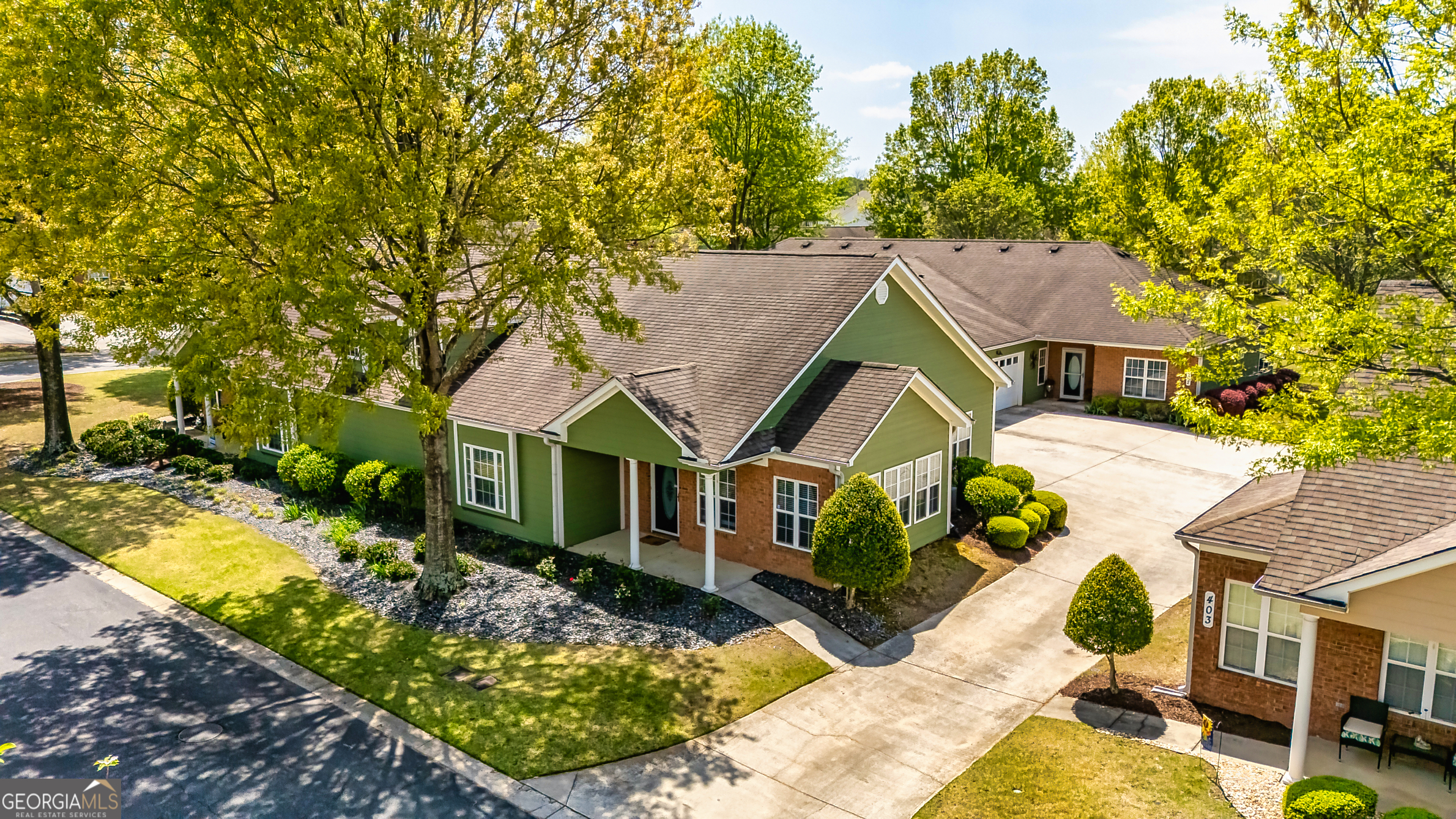 601 Commonwealth CIR