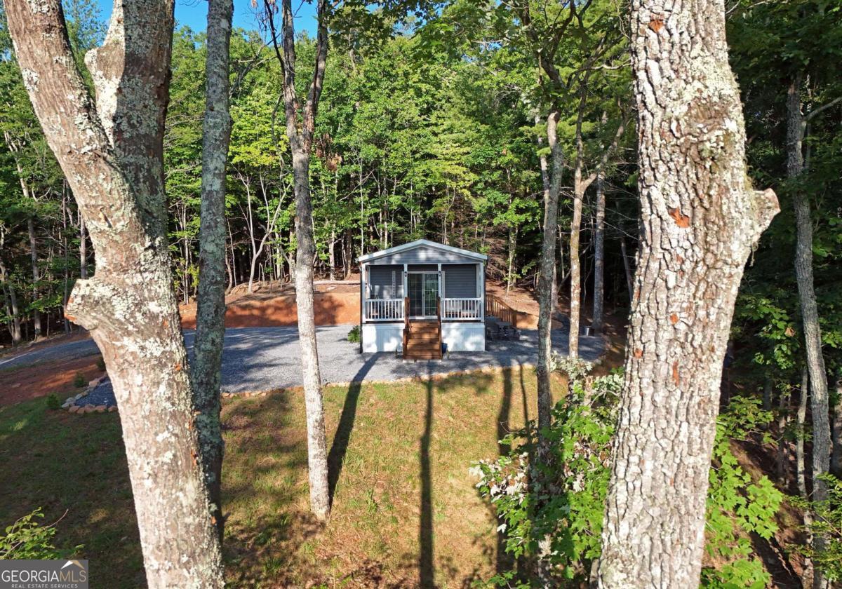 975 Bunker Hill RD