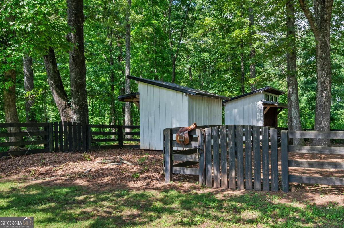 16175 Hopewell RD