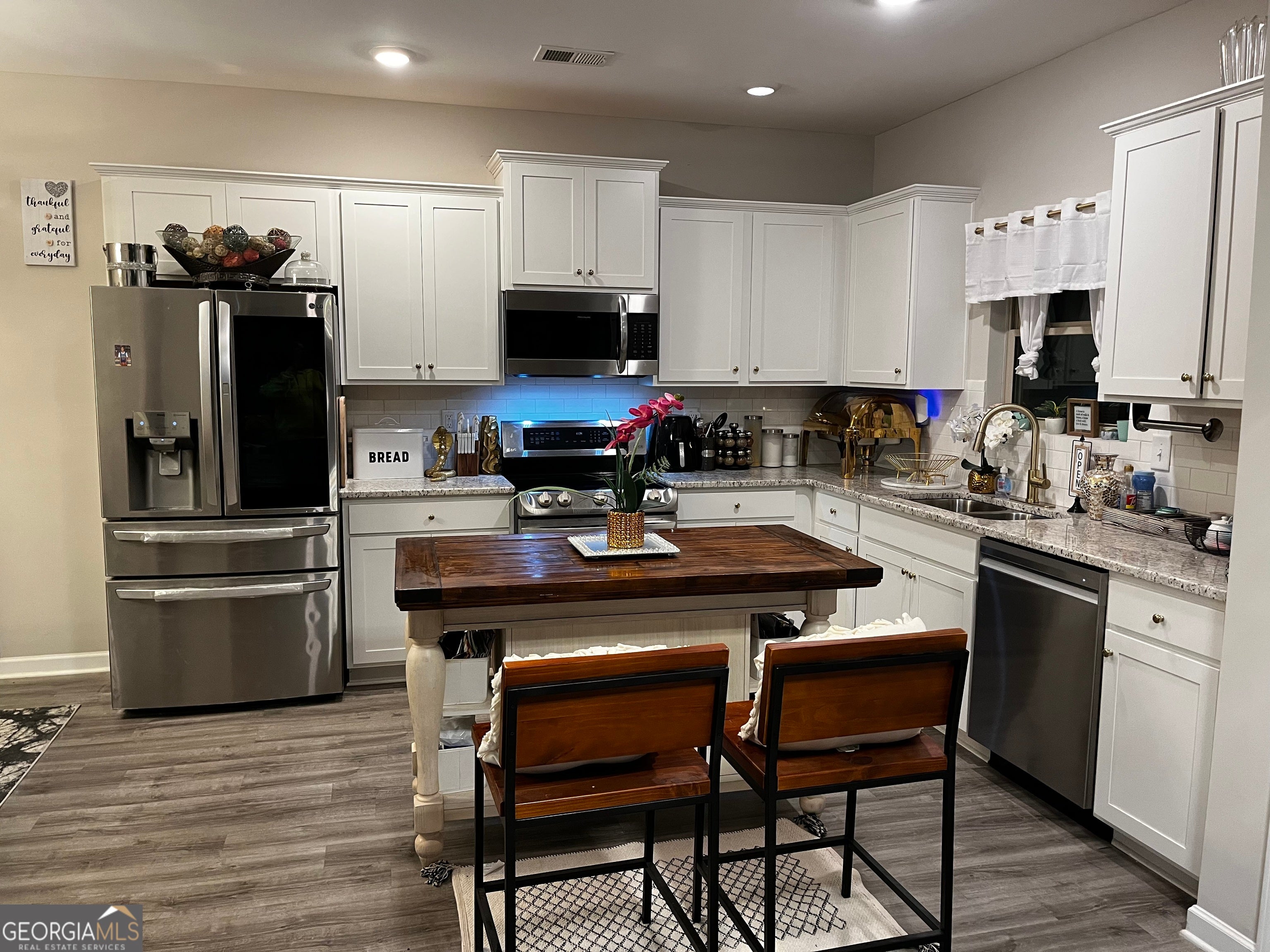 436 Clematis CT
