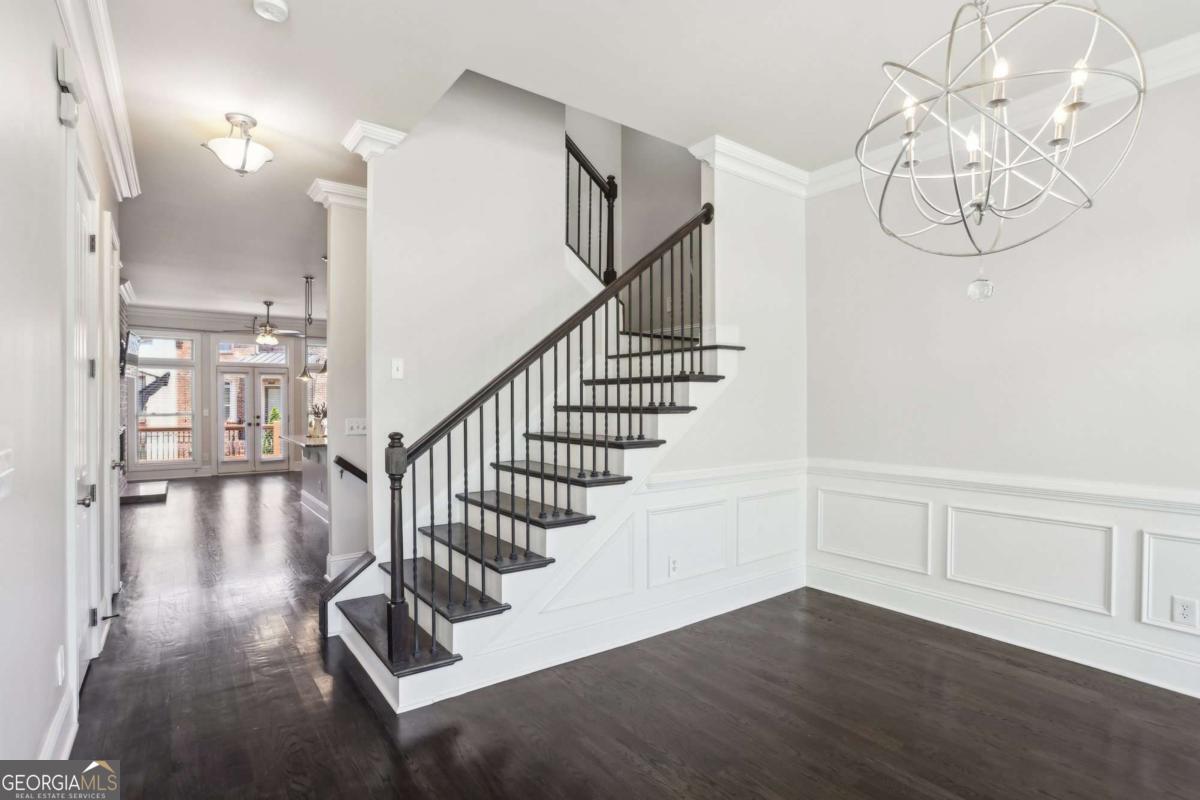 345 Alderwood LN