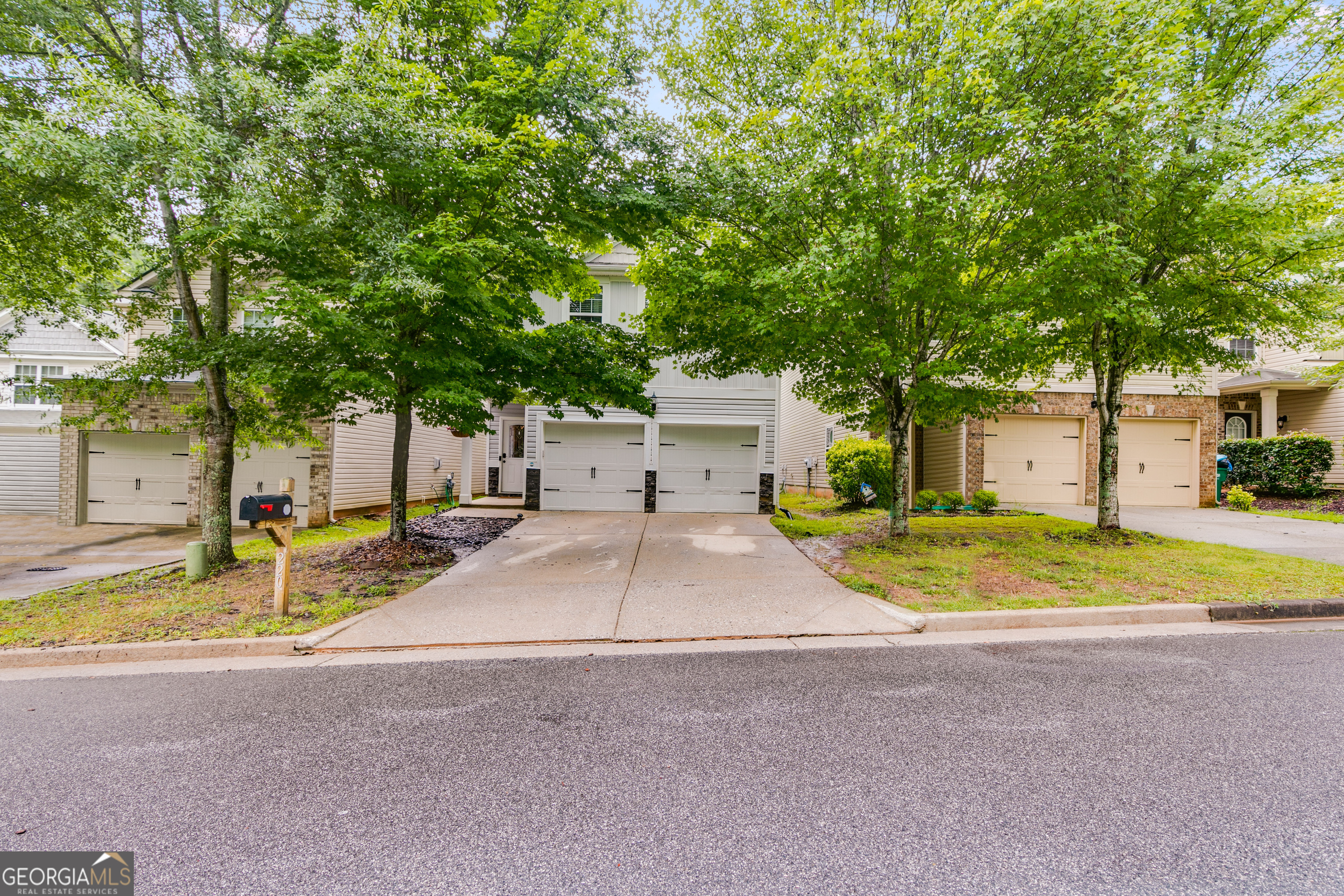 Welcome to this beautifully maintained 4-bedroom, 2.5-bathroom home nestled on a low-maintenance 0.08-acre lot with a fully fenced backyard-perfect for pets, play, and privacy. Step inside to discover an inviting open floor plan featuring a spacious living area, a modern kitchen with stainless steel appliances, and a convenient half bath on the main level. Upstairs, the primary suite offers a private en-suite bath and generous closet space, while three additional bedrooms provide plenty of room for family, guests, or a home office. Enjoy outdoor living in the private backyard, ideal for summer BBQs or morning coffee. Located in a friendly neighborhood close to schools, shopping, and commuter routes, this home offers comfort, style, and functionality. Don't miss your chance to make it yours!