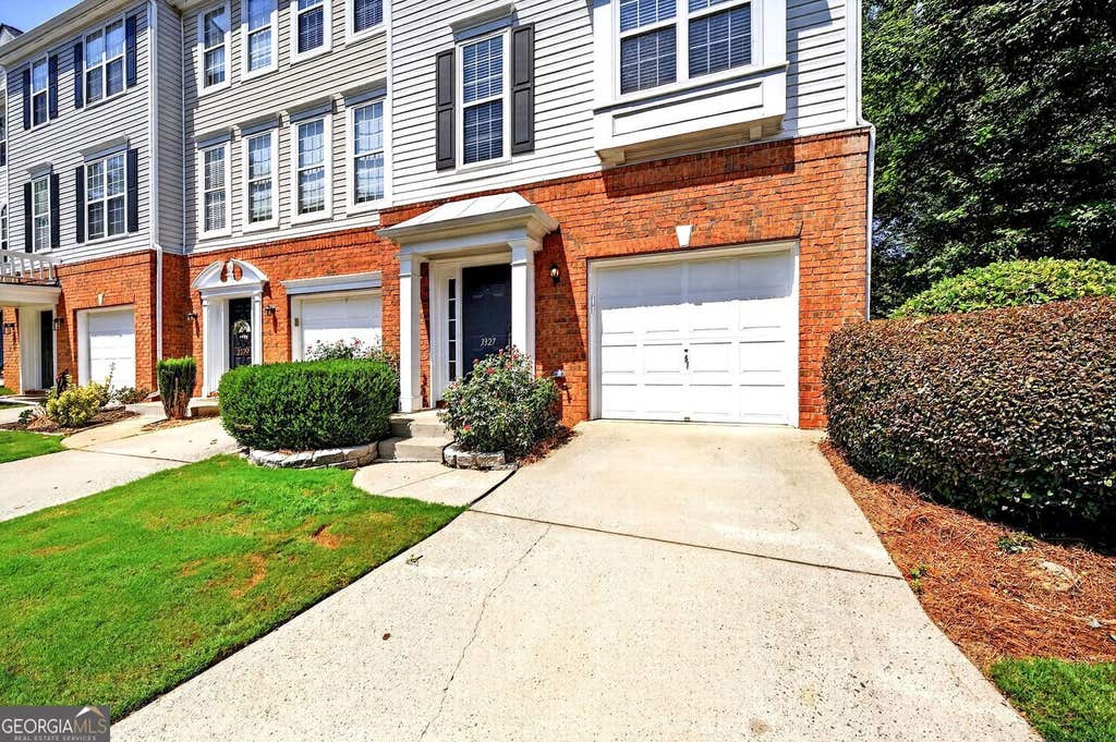 Photo of 3327 Lathenview Court, Alpharetta, GA 30004 (MLS # 10827226)